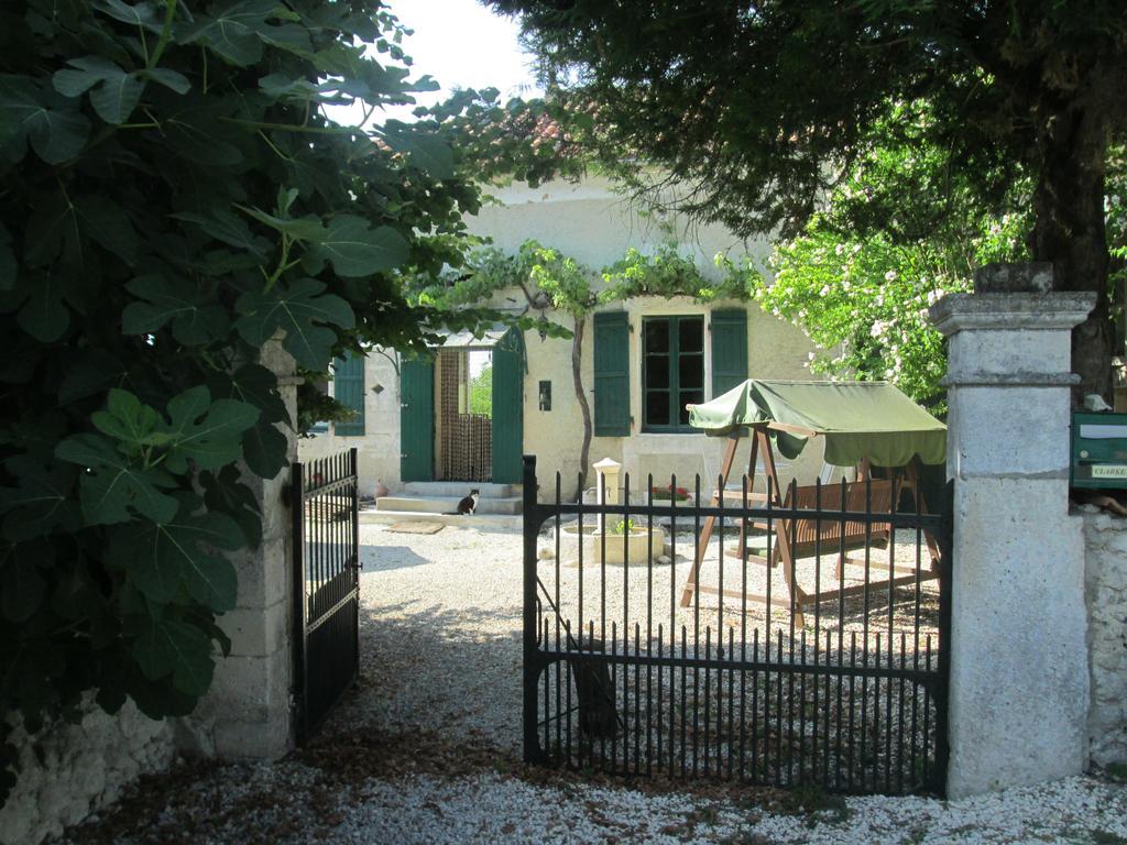 Le Petit Lavoir Saint-Paul-Lizonne Eksteriør billede