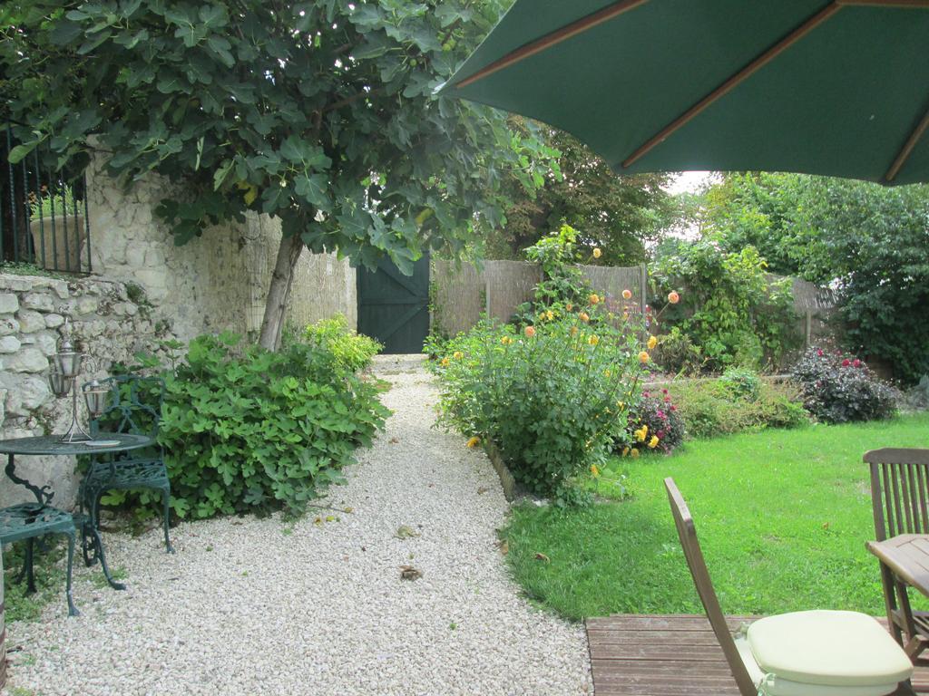 Le Petit Lavoir Saint-Paul-Lizonne Eksteriør billede